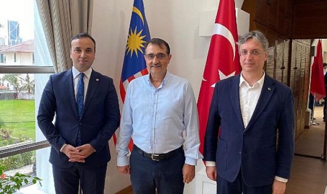 Enerji ve Tabii Kaynaklar Bakanının Kuala Lumpur Yunus Emre Enstitüsü Ziyareti