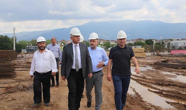 Genel Sekreter Gündoğdu, Sağlık Kent Konutları inşaatını yerinde inceledi
