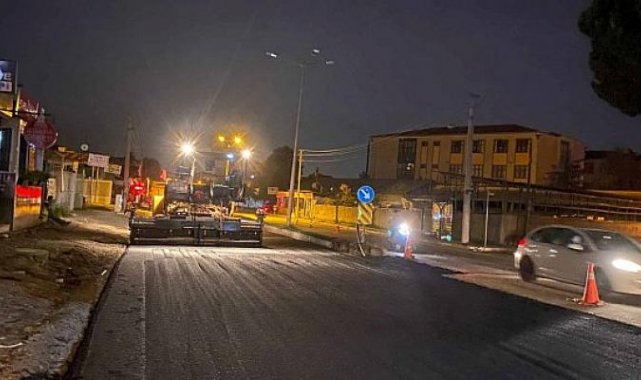 Gölcük Adnan Menderes'te asfalt tamam sıra aydınlatmada