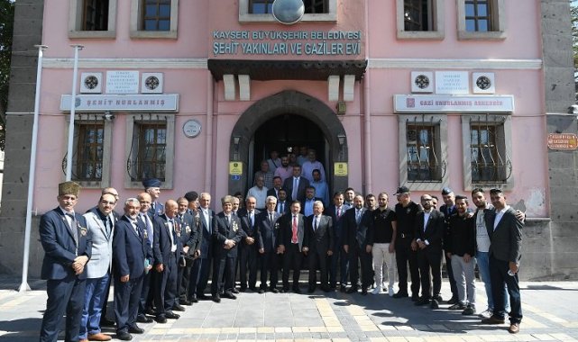 Kayseri protokolünden Gaziler Günü'ne özel ziyaret