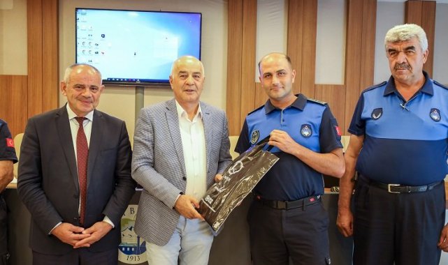 Kayseri'nin Yahyalı Belediye Başkanı Esat Öztürk zabıtayı ağırladı