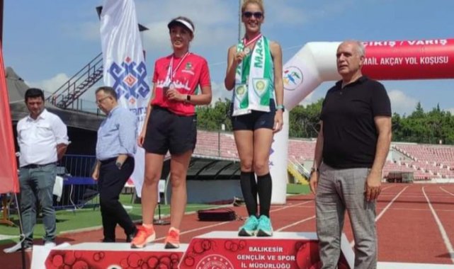 Manisalı atletler Balıkesir'de zirvede