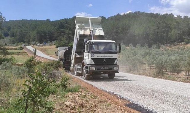 Muğla Büyükşehir Belediyesi Kırsal Mahalle Yollarını Yeniliyor