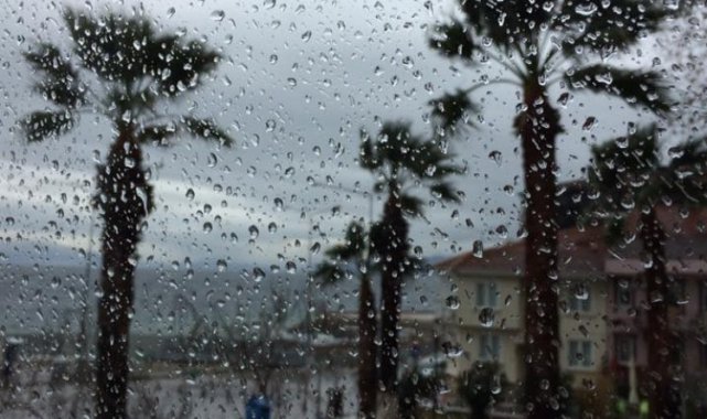 Öğleden sonraya dikkat! Meteoroloji'den kuvvetli yağış, sel uyarısı