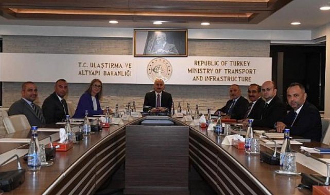 Ulaştırma ve Altyapı Bakanlığı’ndan İzmir’e iki müjde