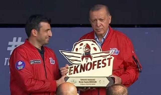 YÖK Başkanı Prof. Dr. Özvar, TEKNOFEST Karadeniz’de EÜ standını ziyaret etti