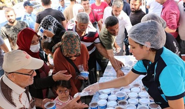 Aydın Büyükşehir Belediyesi'nden Mevlid Kandili Hayrı