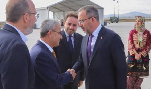Bakan Kasapoğlu Kütahya'da