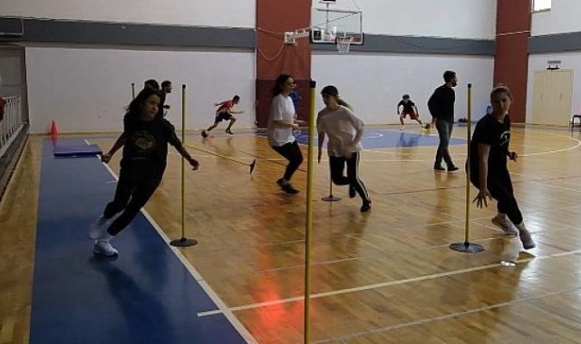 Canik Belediyesi Gençleri Akademi Sınavlarına Hazırlıyor