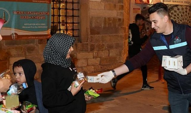 Nevşehir Belediyesi’nden Vatandaşlara Kandil Simidi İkramı