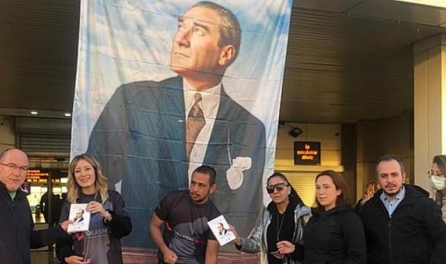 Tunç Soyer: İzmir'de Nutuk'u okumayan genç kalmayacak