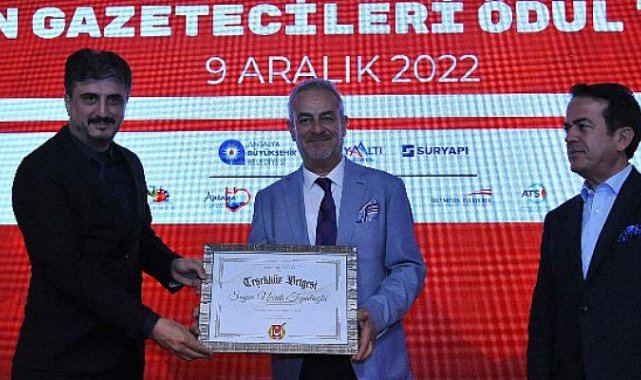 Antalya Gazeteciler Cemiyetince AGC’den Kemer Belediyesi’ne teşekkür plaketi