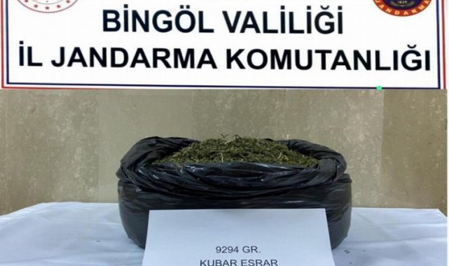 Bingöl'de 9 kilo 294 gram uyuşturucu ele geçirildi