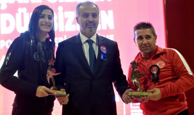 Bursa sporun yıldızlarını yine ödüllendirecek