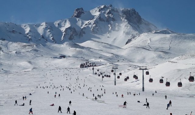 Erciyes'te Dünya Kar Motosikleti Şampiyonası