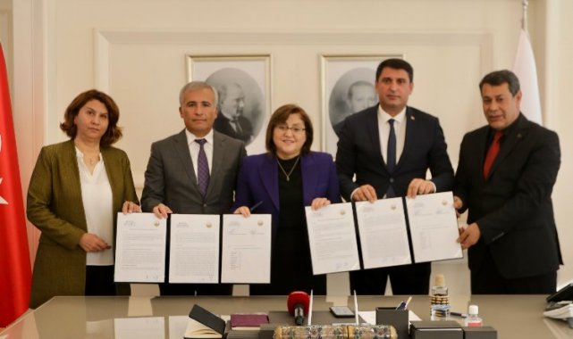 Gaziantep 'Çiftçi Kart'ta ikinci imzayı attı