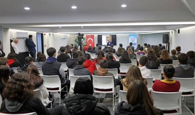 Kayseri Talas'ta İstiklal Şairi'ne anma