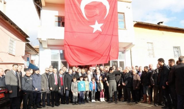 Memduh Büyükkılıç'a hizmet teşekkürü
