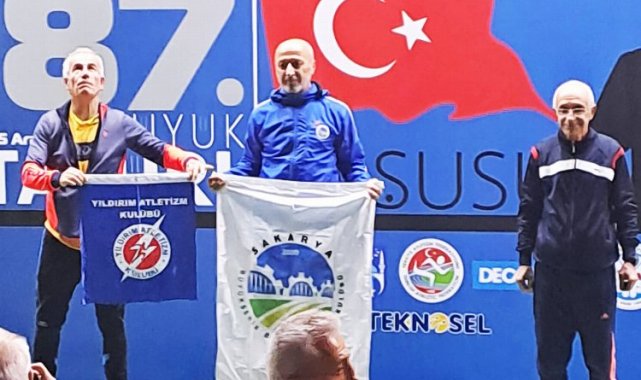 Sakarya atletizmde şampiyonluğu kaptırmadı