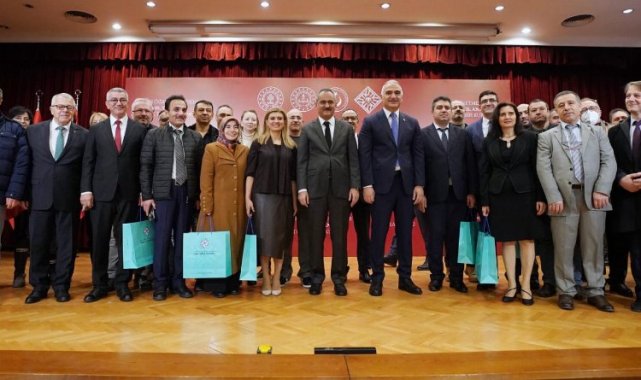 Tarih öğretmenlerine 100. yıl armağanı