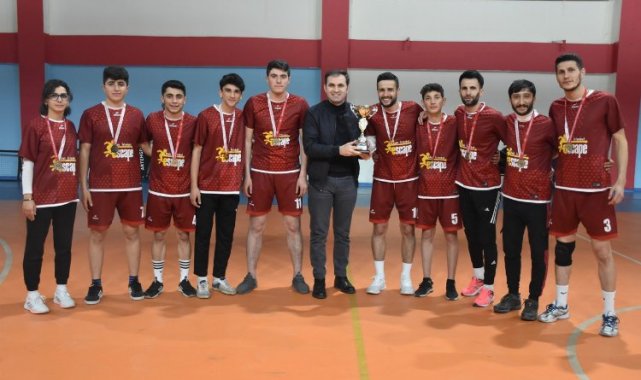 Batman Sason'da voleybol turnuvasının finali yapıldı