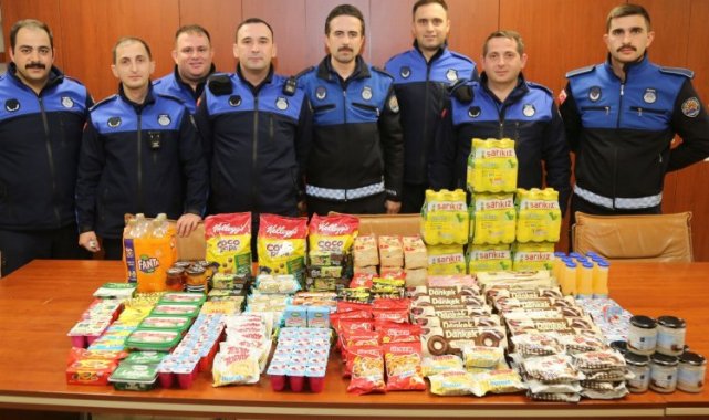 Gölcük Zabıtası'ndan tarihi geçmiş ürünler imha