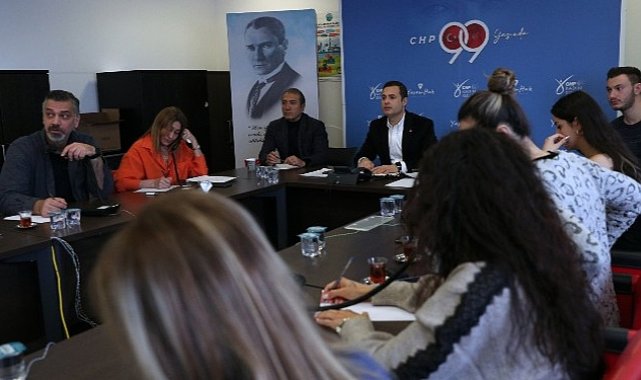 CHP Genel Başkanı Kemal Kılıçdaroğlu'nun talimatıyla CHP Genel Başkan Yardımcısı Ahmet Akın'ın başkanlığında Genel Merekezi'nde Afet Koordinasyon Merkezi kuruldu