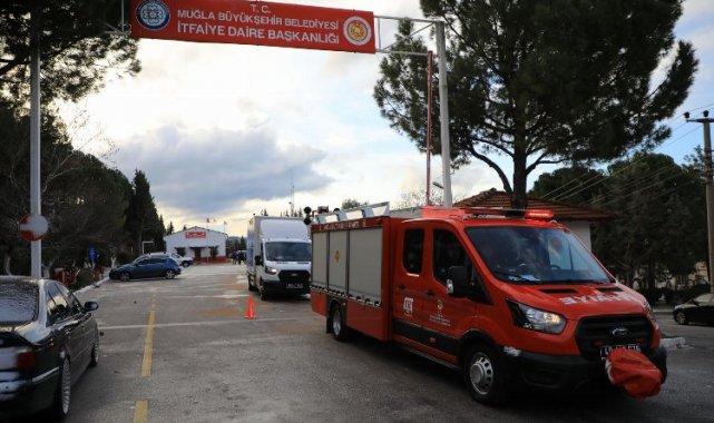 Muğla'da deprem bölgesine yola çıktı