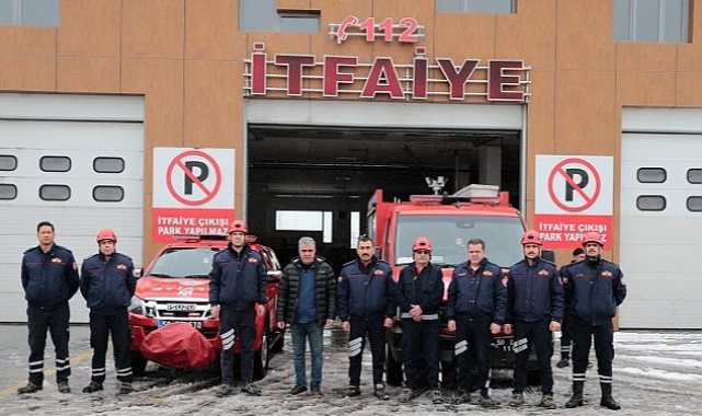 Nevşehir Belediyesi'nden 2 Araç VE 9 Arama Kurtarma Personeli Deprem Bölgesine Gitti
