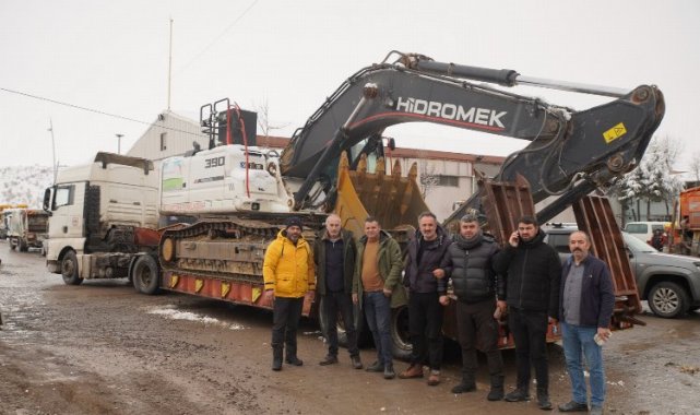 Nevşehir'den deprem bölgesine 2 iş makinesi