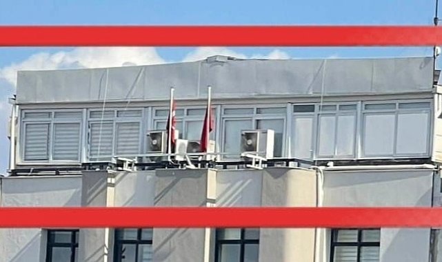 AK Parti Konak İlçe Başkanı Mehmet Sait Başdaş, “Konak Belediyesi önce kendi kaçak katından başlasın
