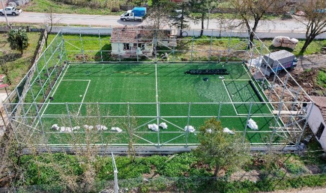 Kocaeli köylere futbol sahası kazandırıyor