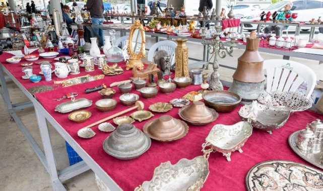'Antika Pazarı' geçmişe götürüyor