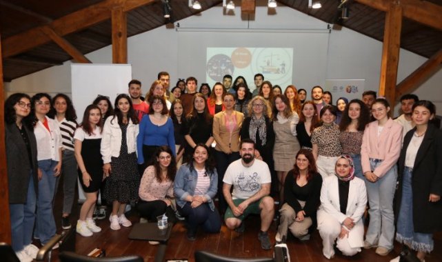 Başkan Sengel geleceğin hukukçuları ile buluştu
