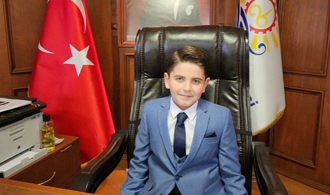 Başkan Sezer Koltuğun Melih'e Devretti