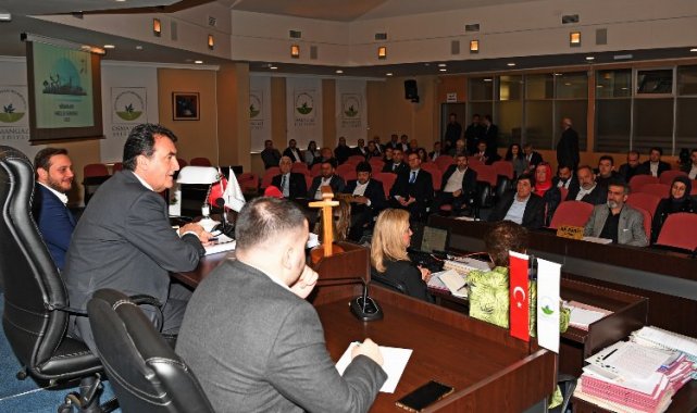 Bursa Osmangazi'nin faaliyetlerine oyçokluğu onay