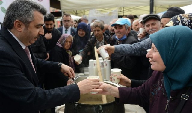 Bursa'da 'Erguvan Bayramı' coşkusu