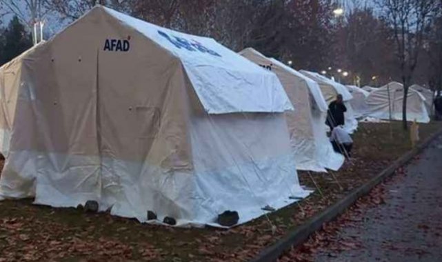 Diyarbakır'da 942 çadır depoya kaldırıldı
