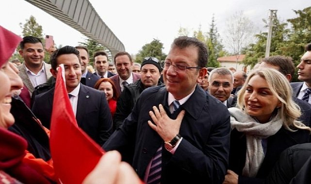 Isparta Ekrem İmamoğlu'nu Bağrına Bastı