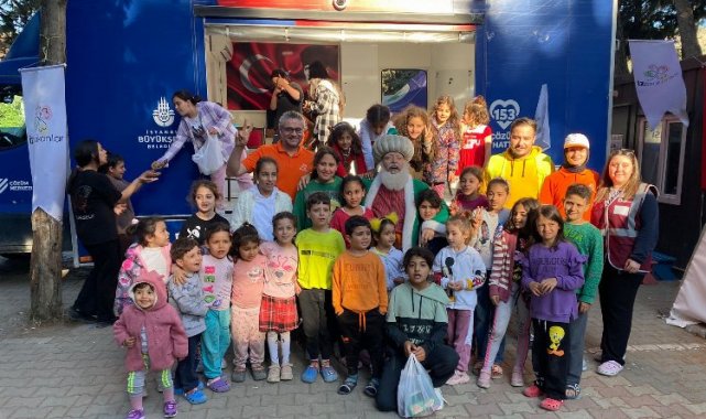 İzmitliler Hatay'da depremzedelerin yaralarını sarmaya devam ediyor