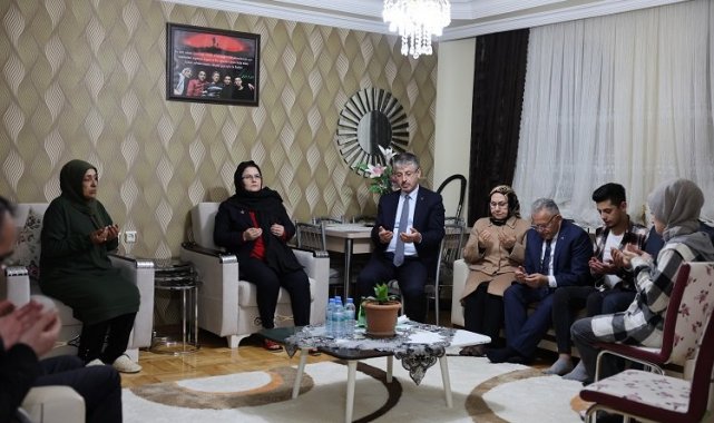 Kayserili şehit ailesine anlamlı ziyaret