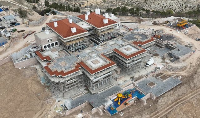 Konya Akyokuş Kasrı'na yakın mercek