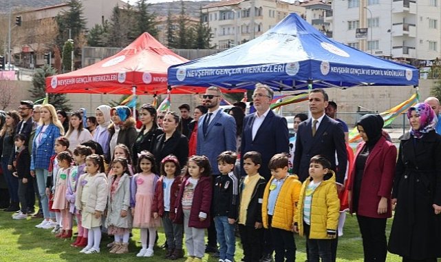 Otizm Çocuklar Düzenlenen Şenlikte Aileleriyle Birlikte Eğlendi