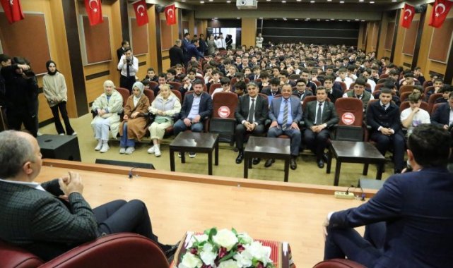 Rize'de Başkan Metin gençlerle buluşuyor