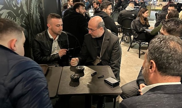 Selçuklu Belediye Başkanı Ahmet Pekyatırmacı, 14 Mayıs Cumhurbaşkanlığı ve Genel seçimleri kapsamında Bosna Hersek Mahallesi'nde kafe ziyaretleri gerçekleştirdi