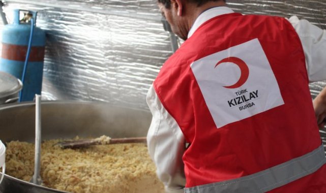 Türk Kızılay Bursa 7,3 milyon TL'lik zekatı dağıtıyor