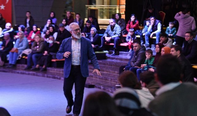 Usta Yazar Yenişehirlioğlu, okumanın önemini Bursa'da anlattı
