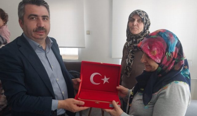Bursa Yıldırım'da Başkan Yılmaz'dan şehit ailesine ziyaret