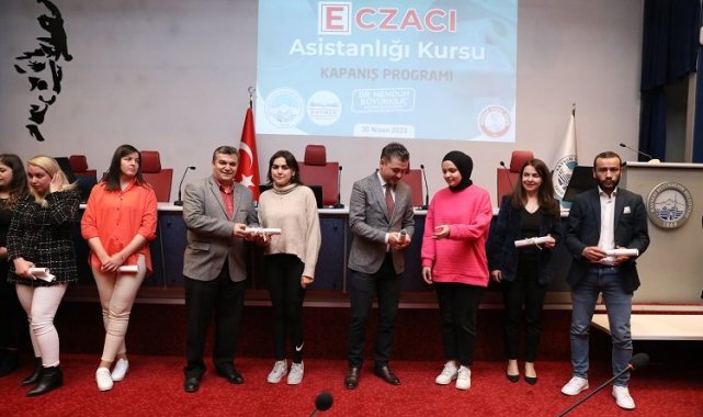 Kayseri Büyükşehir'in eczacı asistanlığı kursu sona erdi
