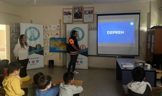 Manisa'da minikler afete karşı bilinçlendiriliyor